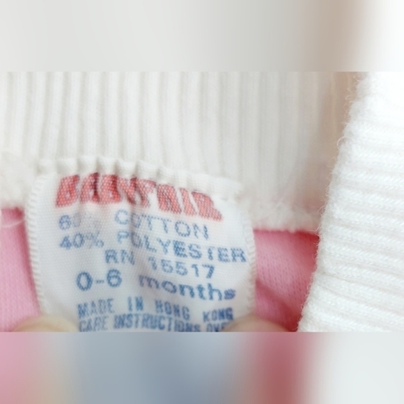 ⭐️3/$15 Pink White Vintage BABYfair Cardigan "Cuddle‎ Me" Button Close 0-6 Mo - Picture 4 of 4